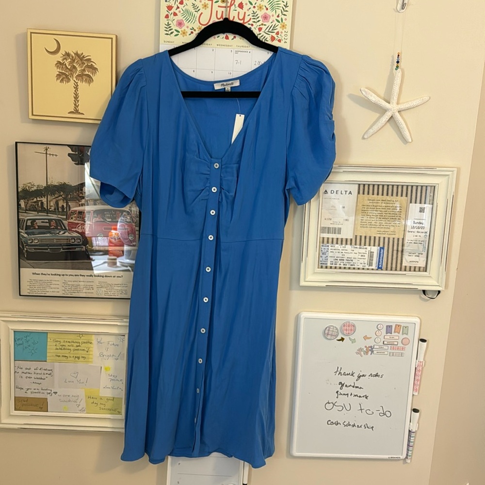 new with tags women’s Madewell size 8 colbalt blue button front dress